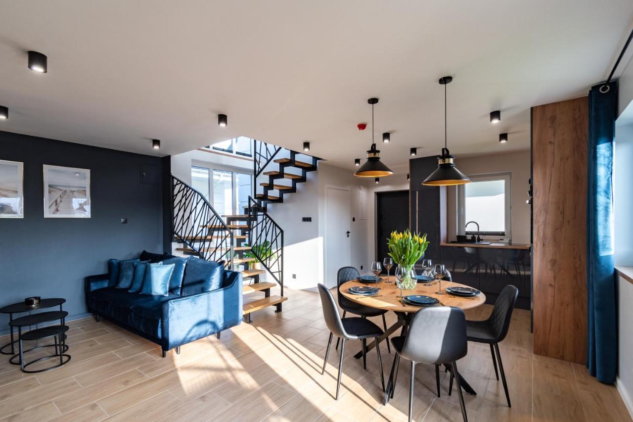 Family Resort Ustka - Domki Dwupoziomowe Z Basenem 外观 照片